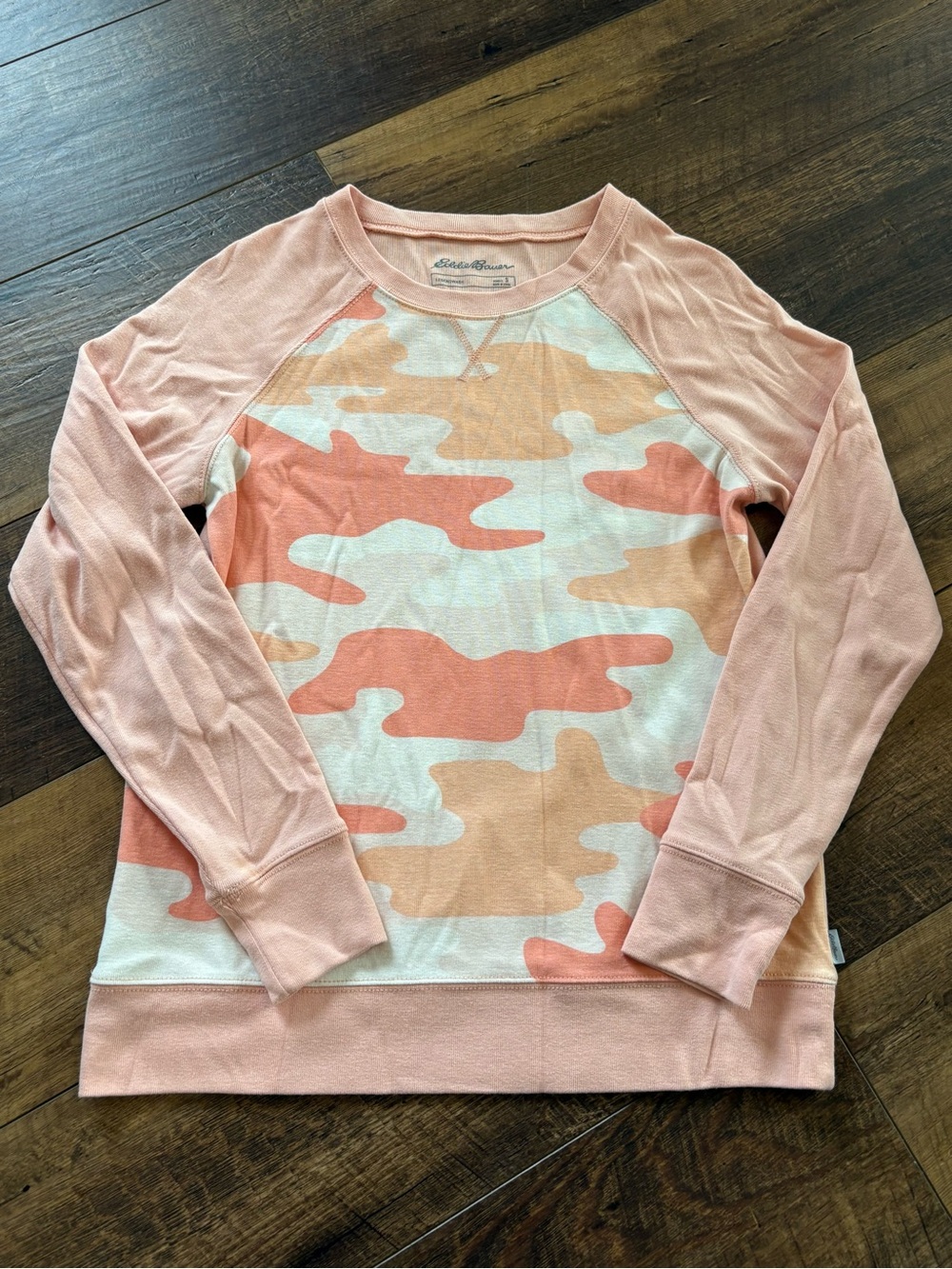 Eddie Bauer Women’s Legend Pink Peach Coral Camo Raglan Crewneck Pullover